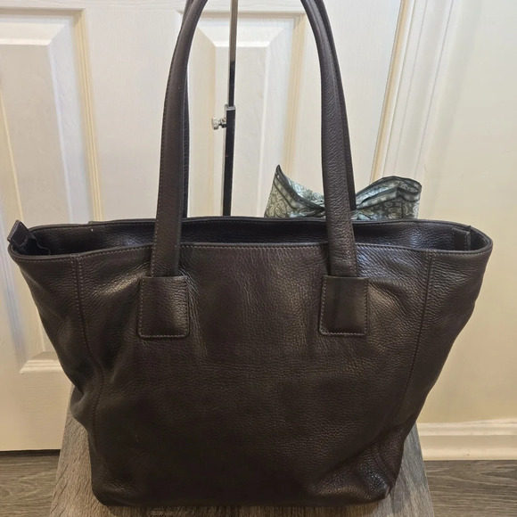 Maxima Milano Leather Purse - Picture 6 of 15